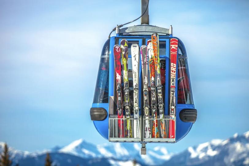 Ski gondola